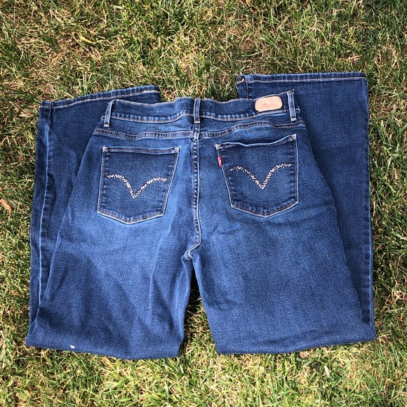 WOMENS BOOTCUT MEDIUM WASH LEVIS - Picture 2 of 6